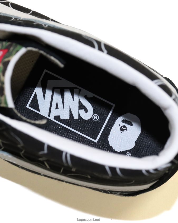 musta miehetbape x vans line abc camo sk8-hi 8HT2D8724