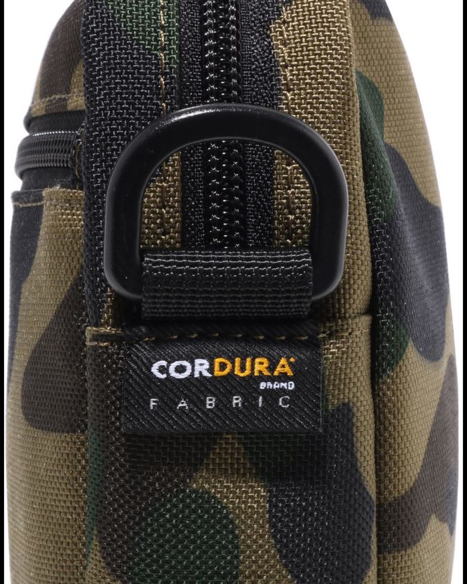 armeijan vihreä miehet A Bathing Ape 1. camo mini olkalaukku 8HT2D8468