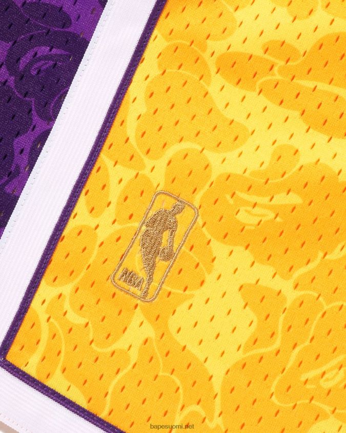 keltainen miehet A Bathing Ape x m&n los angeles lakers jersey shortsit 8HT2D8362