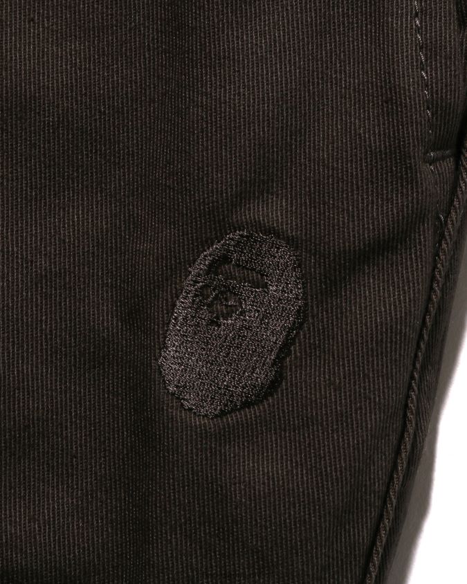 tummanharmaa miehet A Bathing Ape yhden pisteen löysät chino-shortsit 8HT2D899