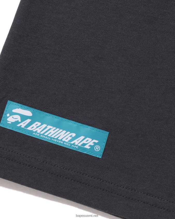 tummanharmaa miehet A Bathing Ape logo T-paita 8HT2D87