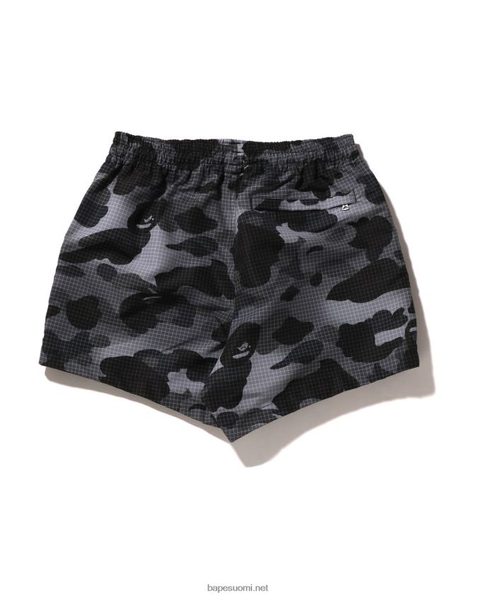 musta naiset A Bathing Ape grid camo shortsit 8HT2D8899