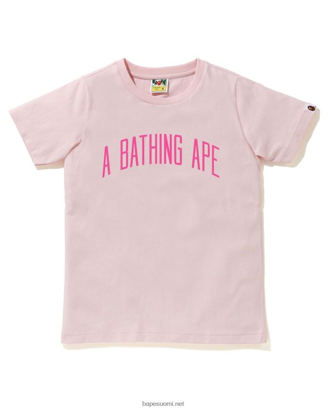 vaaleanpunainen naiset A Bathing Ape kirjain t-paita 8HT2D8891